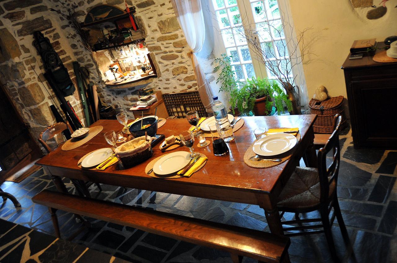 Les Chambres Du Moulin Susmiou Bagian luar foto